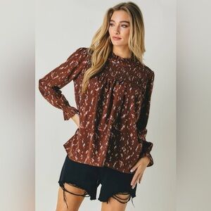 NWT - Davi & Dani (from Fox + Wit Boutique) Brown Print, long sleeve Blouse. 3XL